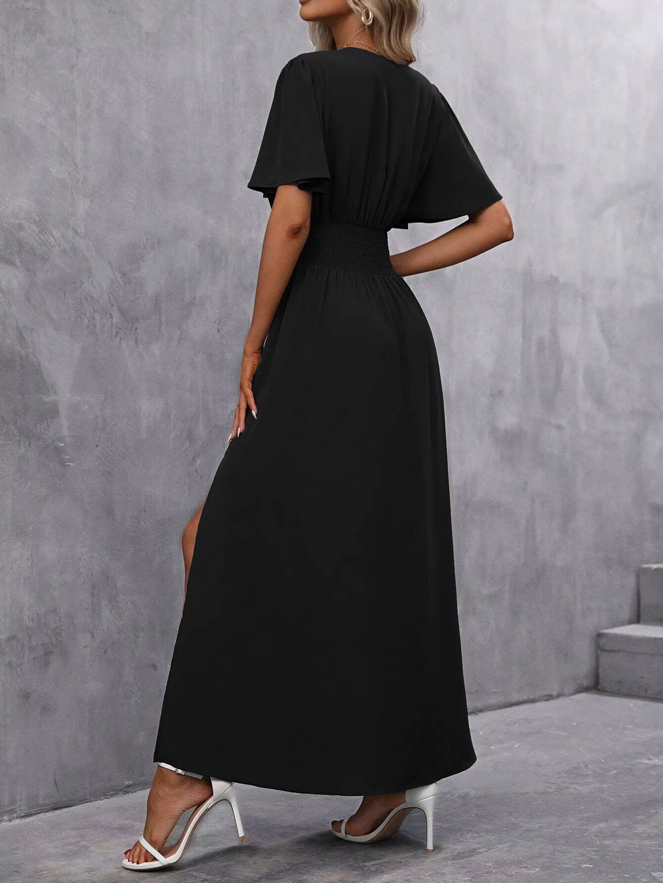 Marty | Elegancka sukienka o miękkiej fakturze